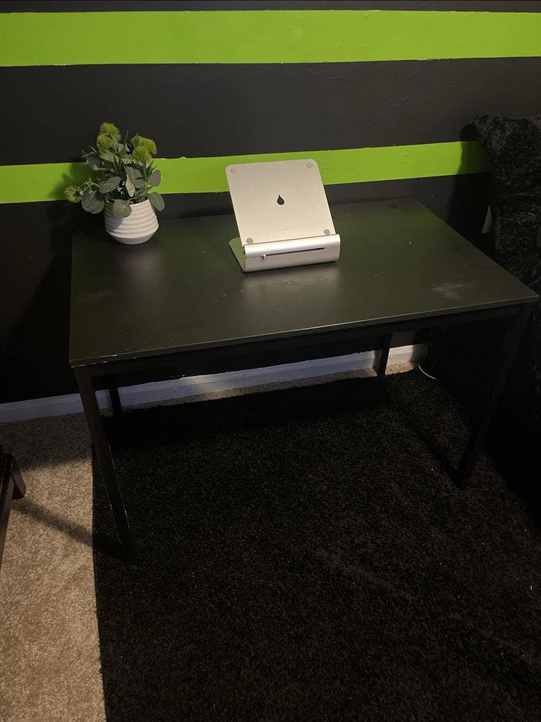 Fully furnished Room for Rent