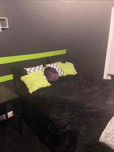 Fully furnished Room for Rent
