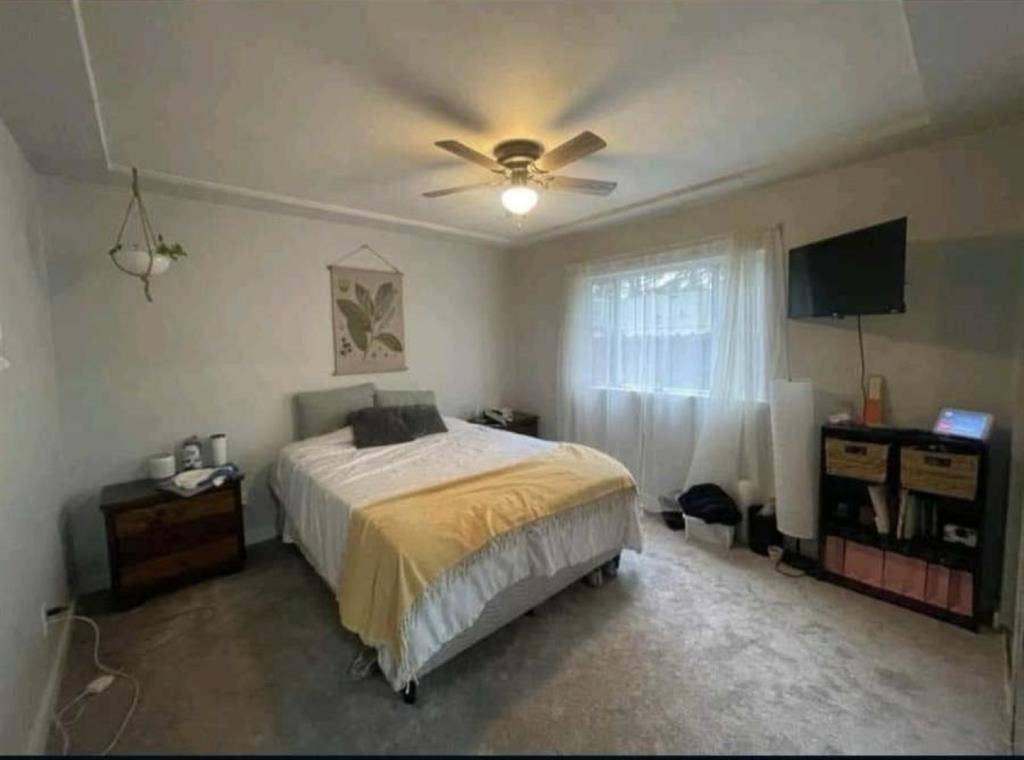 Large Bedroom in Tacoma