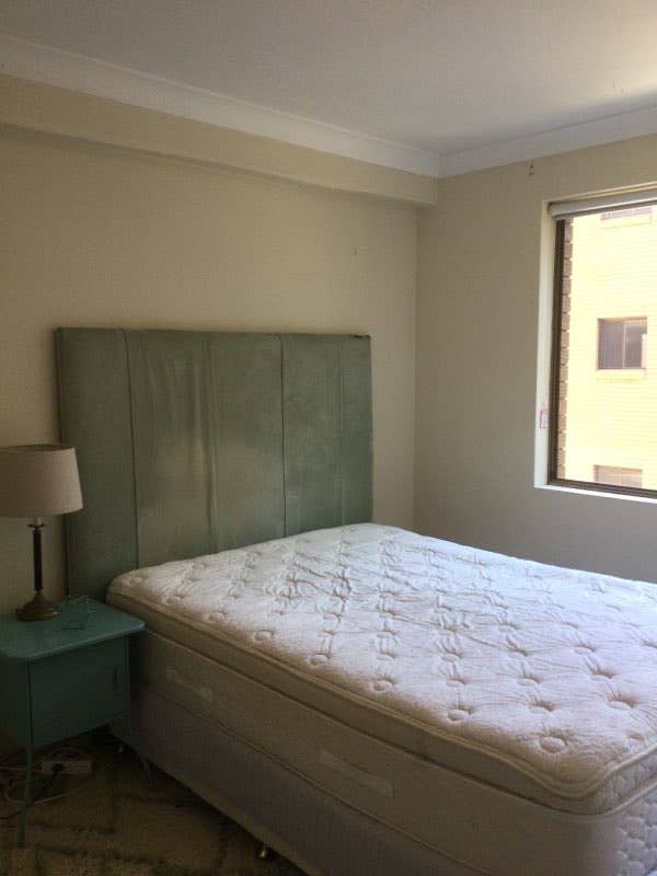 Room + private bathroom Kensington