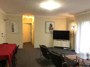 Room + private bathroom Kensington