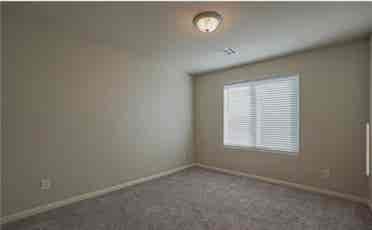 room for rent Aliante
