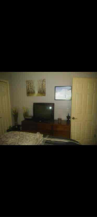 $ room for rent