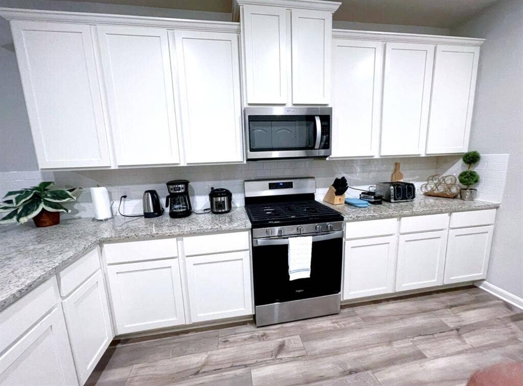 fully furnished Suite full bathroom