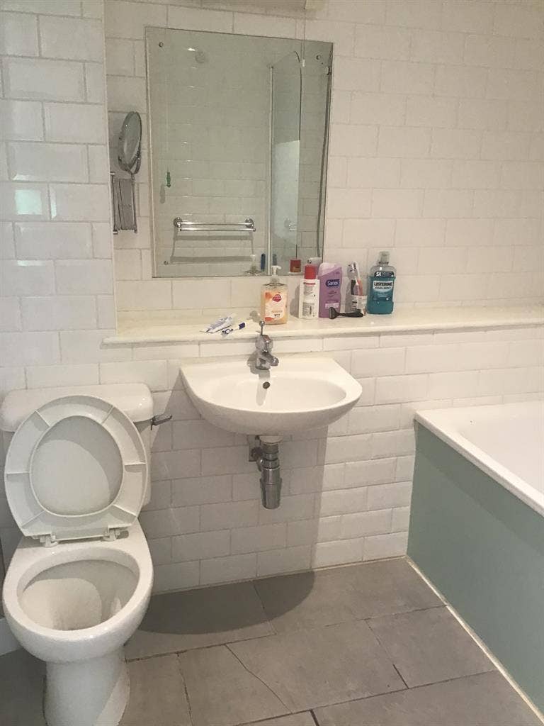 Double room for single person