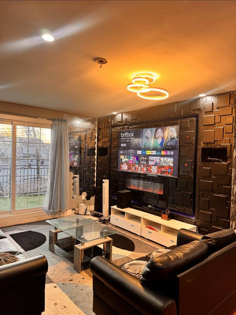 Room in beautiful Apartment