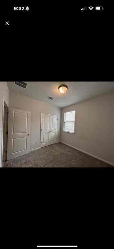 Room for Rent w/ Dedicated Bathroom