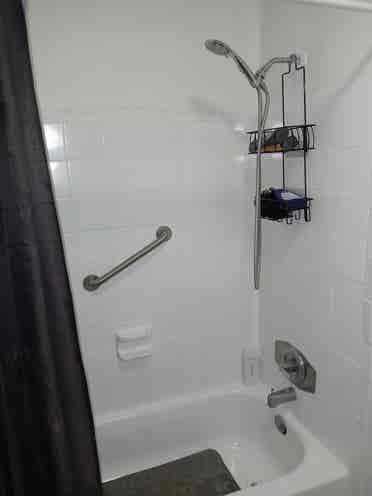 Room available with shared bathroom