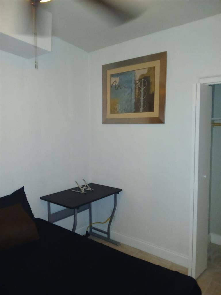 Room available with shared bathroom