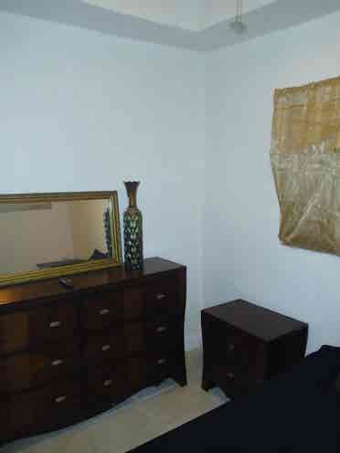 Room available with shared bathroom
