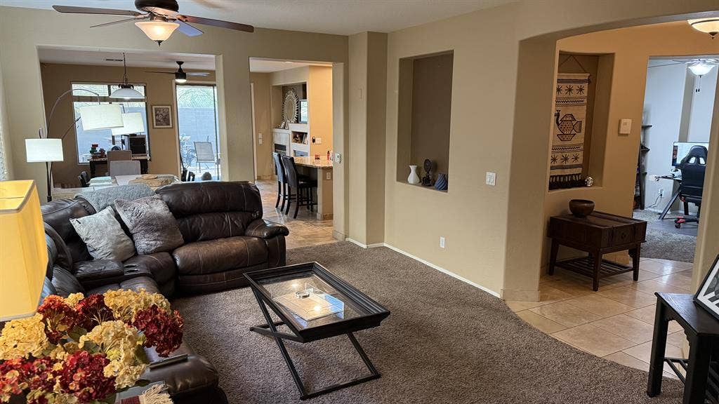 Room For Rent In Anthem