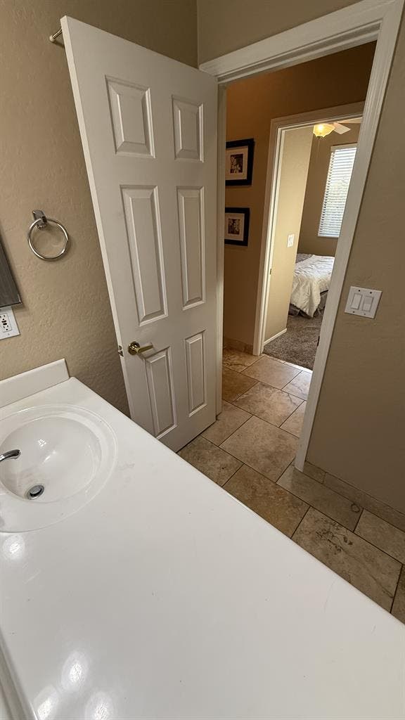 Room For Rent In Anthem