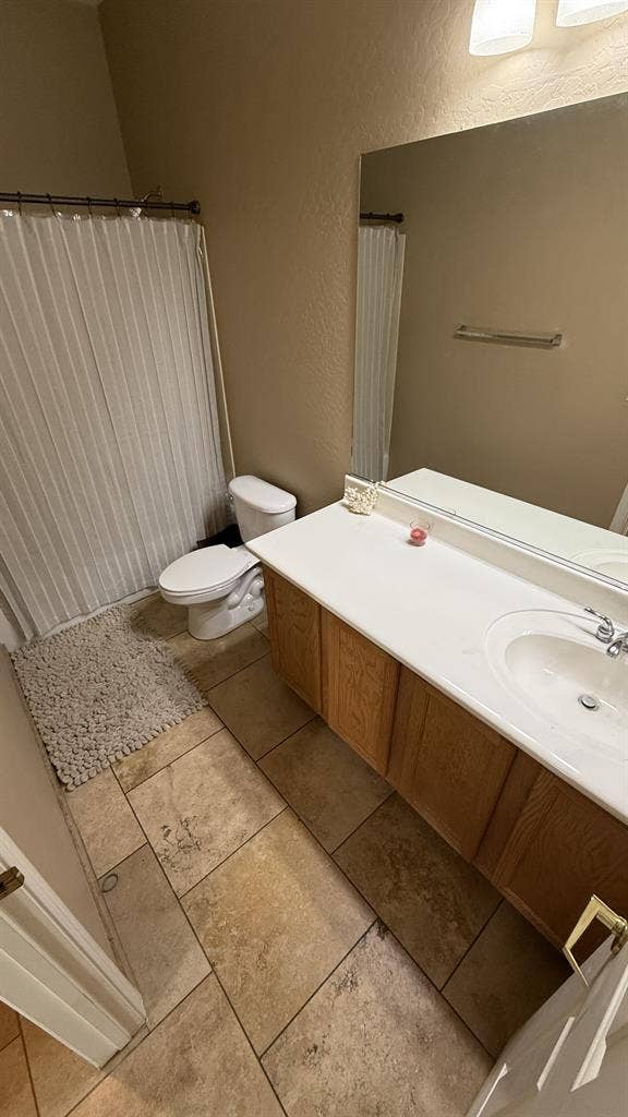 Room For Rent In Anthem