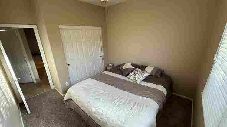 Room For Rent In Anthem