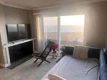 Beachfront 1BR Apt – Furnished