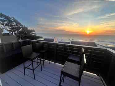 Beachfront 1BR Apt – Furnished