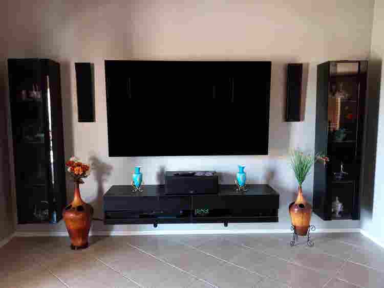 Room for rent in beautiful home