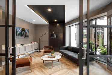 ba,— Apartment available!