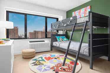 ba,— Apartment available!