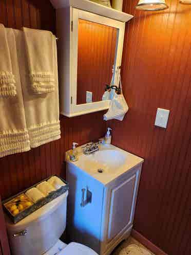 Tiny cottage efficiency for rent