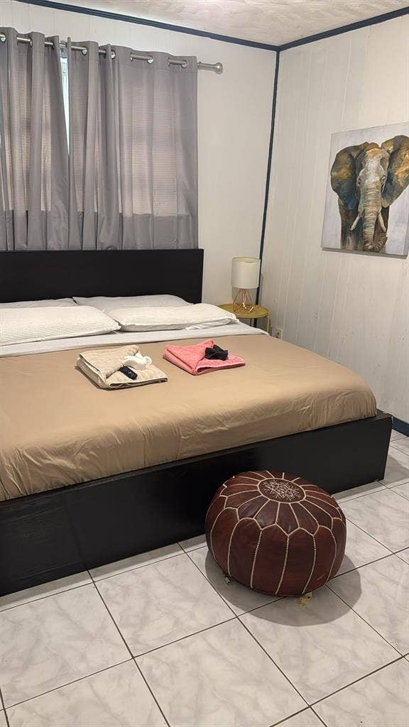 Cozy & Convenient Shared Home