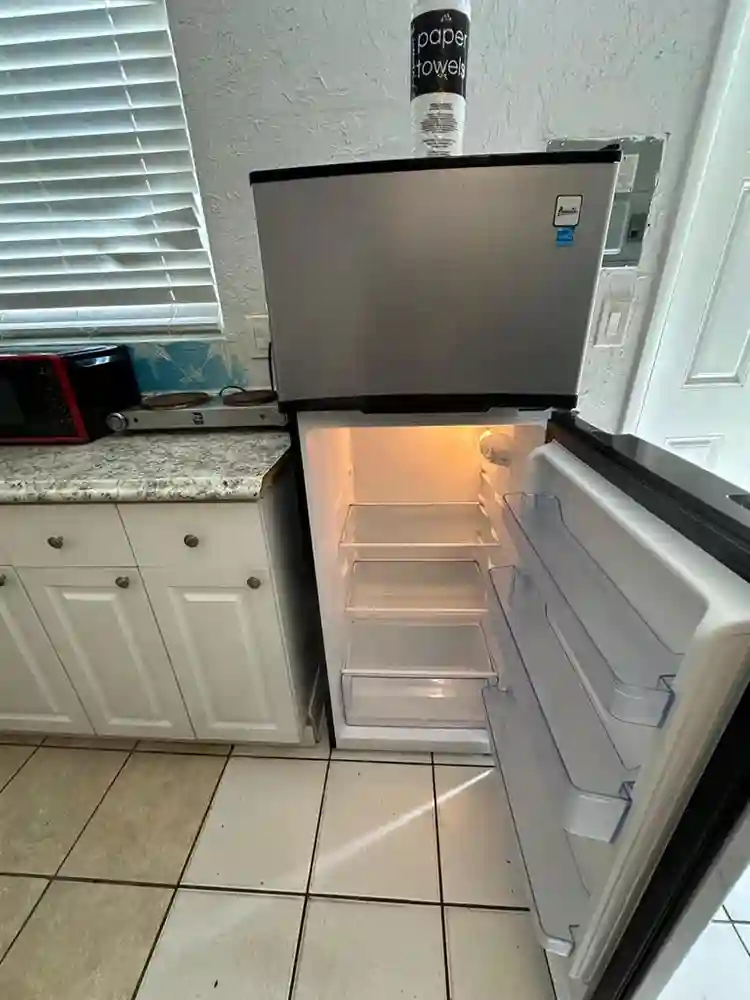 Bright and Spacious Studio Stay