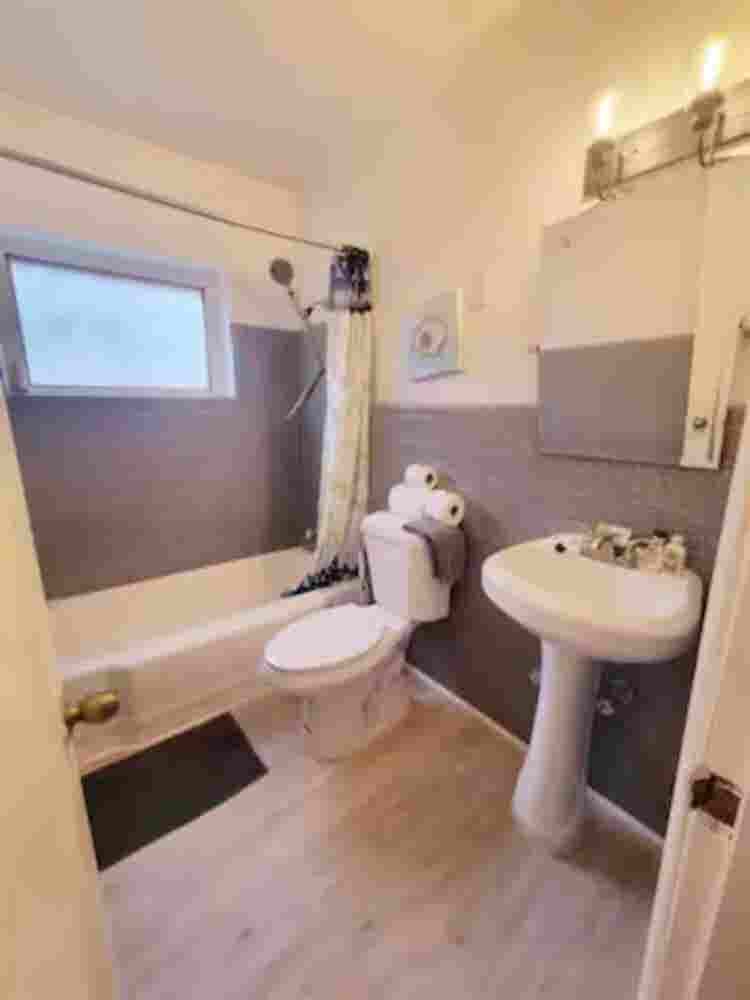 Relaxing Home with Ample Space