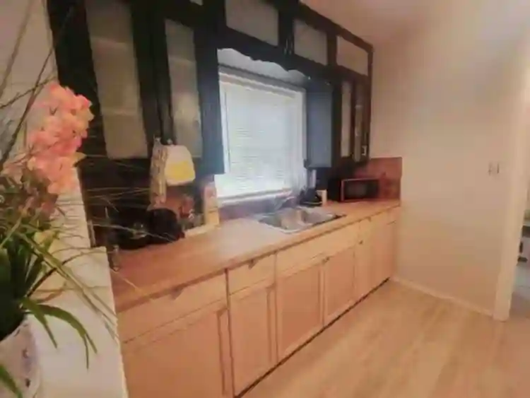 Relaxing Home with Ample Space