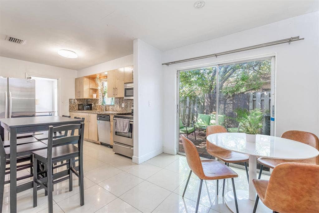 Cozy Home for Groups or Families