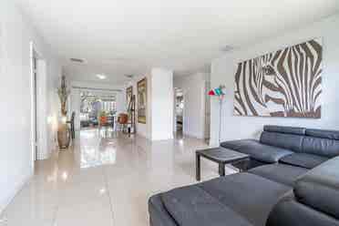 Cozy Home for Groups or Families