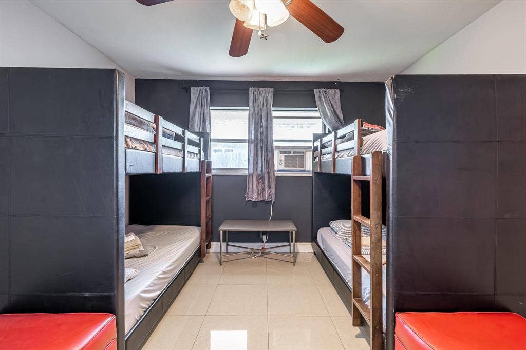 Cozy Home for Groups or Families