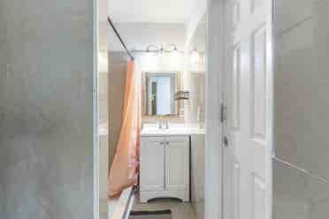 Cozy Home for Groups or Families