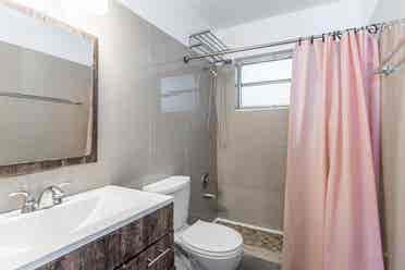 Cozy Home for Groups or Families