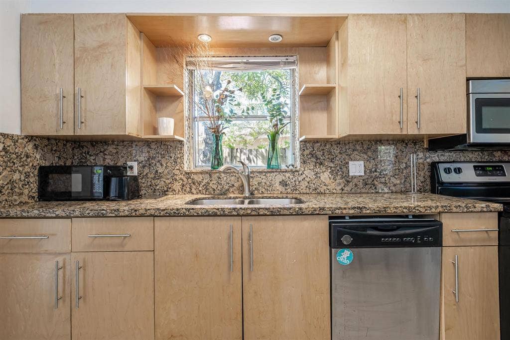 Cozy Home for Groups or Families