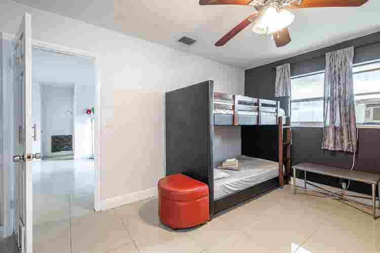Cozy Home for Groups or Families