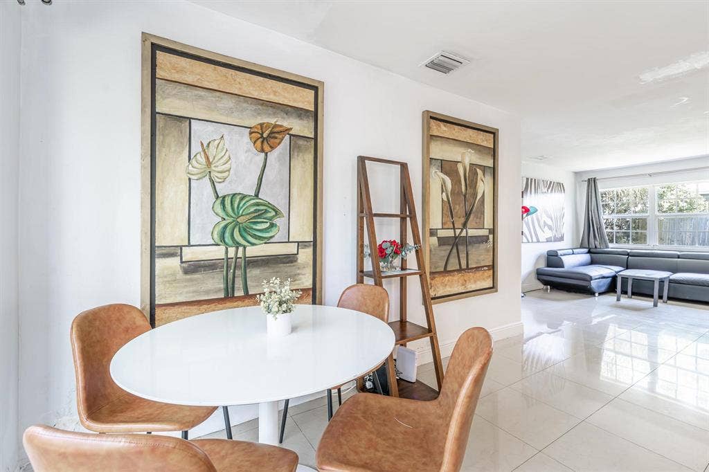 Cozy Home for Groups or Families