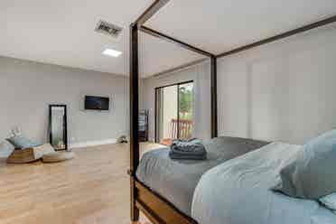 Comfortable and Spacious Home