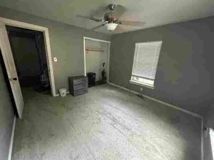 1 bedroom available for rent