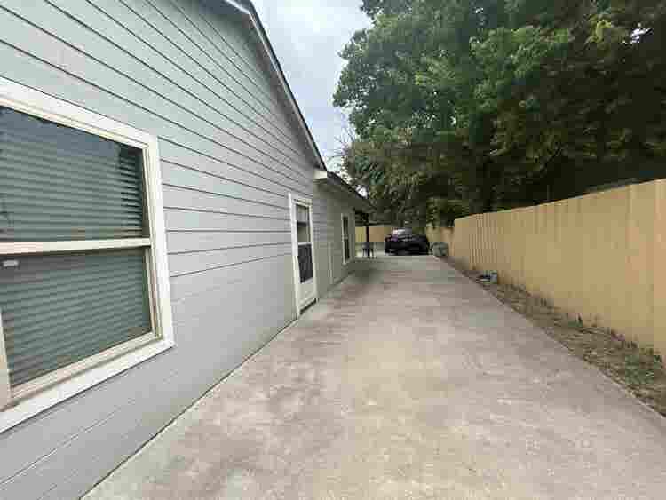 1 bedroom available for rent