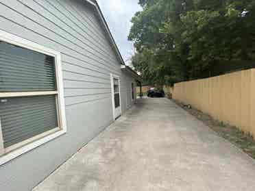 1 bedroom available for rent