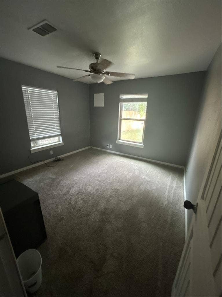 1 bedroom available for rent