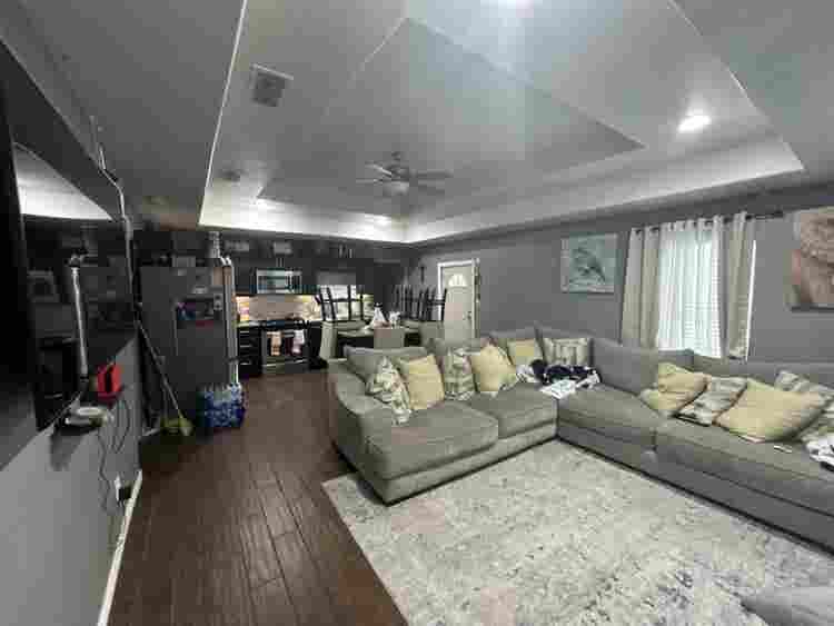 1 bedroom available for rent