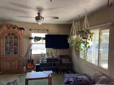 Room nr UNM & Mall