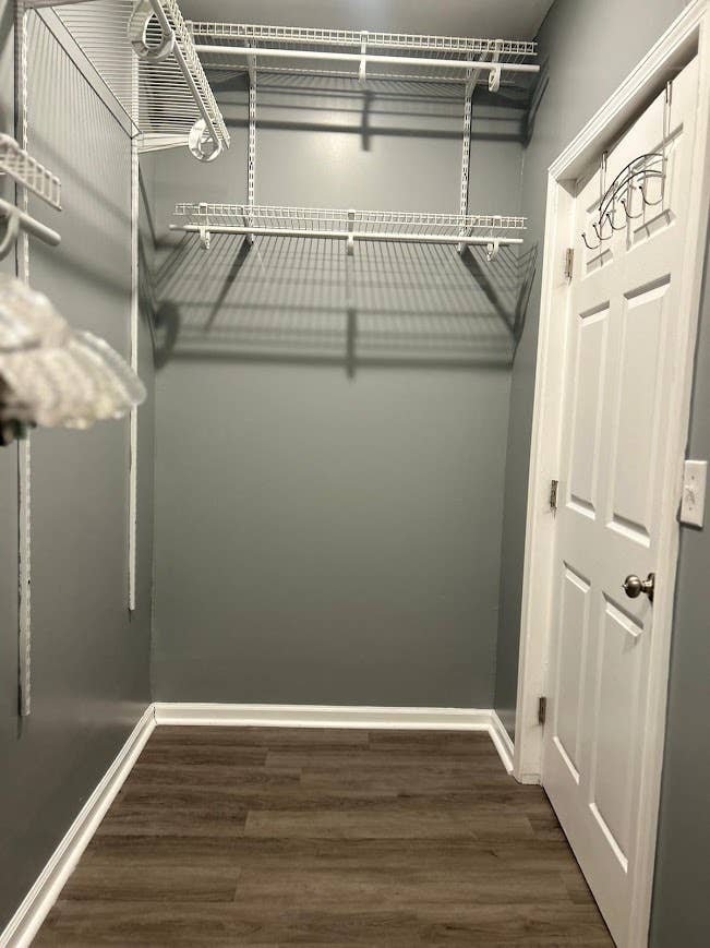 Garden Apt w/ a Spacious Flex Room