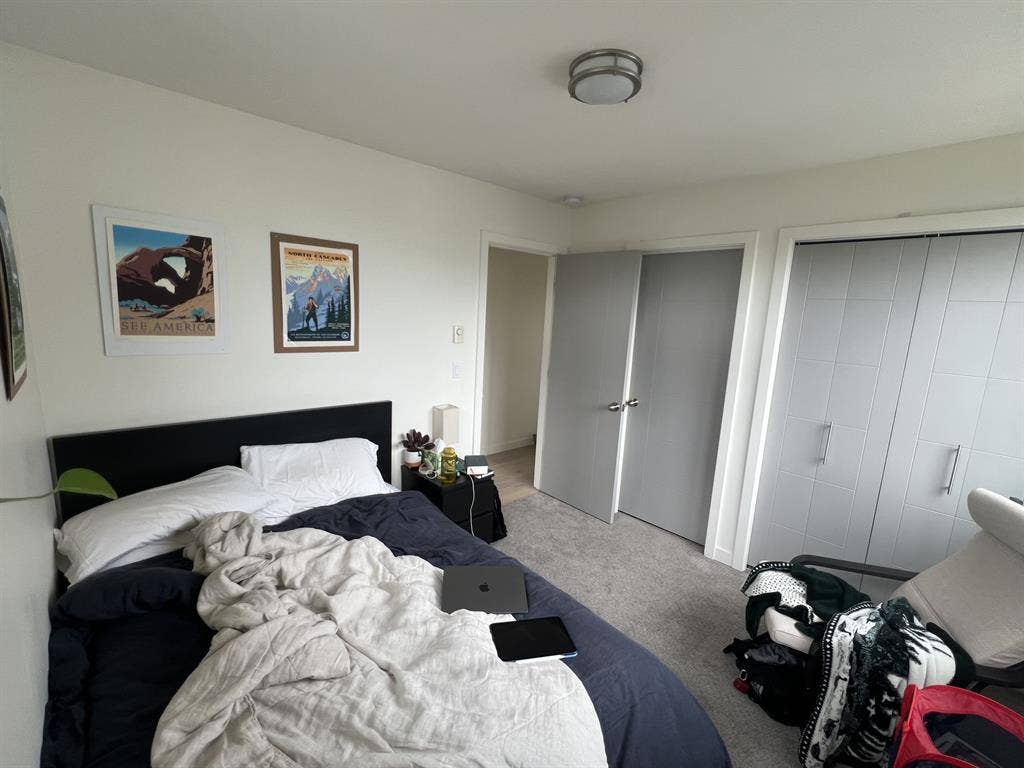 Room for Rent in Ballard