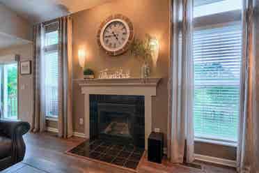 4 bedroom home with fenced in yard
