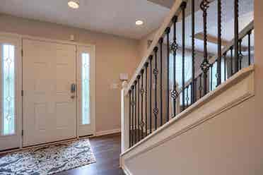 4 bedroom home with fenced in yard
