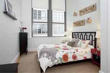 Room for students/professsionals