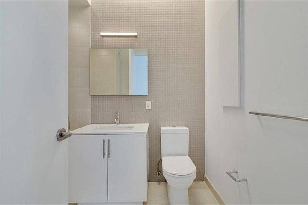 Room for students/professsionals