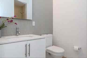 Room for students/professsionals